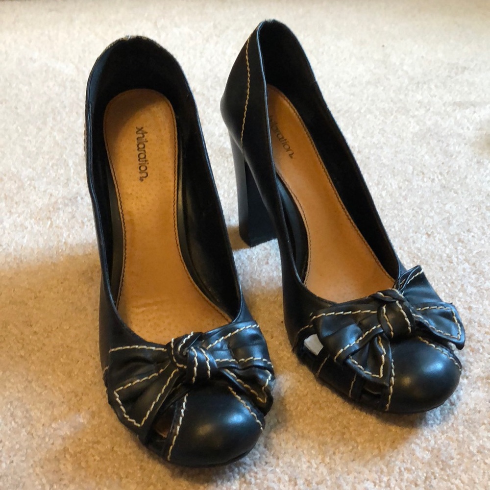 Xhilaration ADORABLE Black High Heels